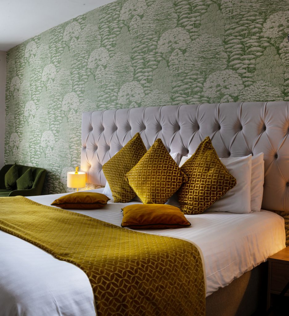 Hatherley Manor Hotel